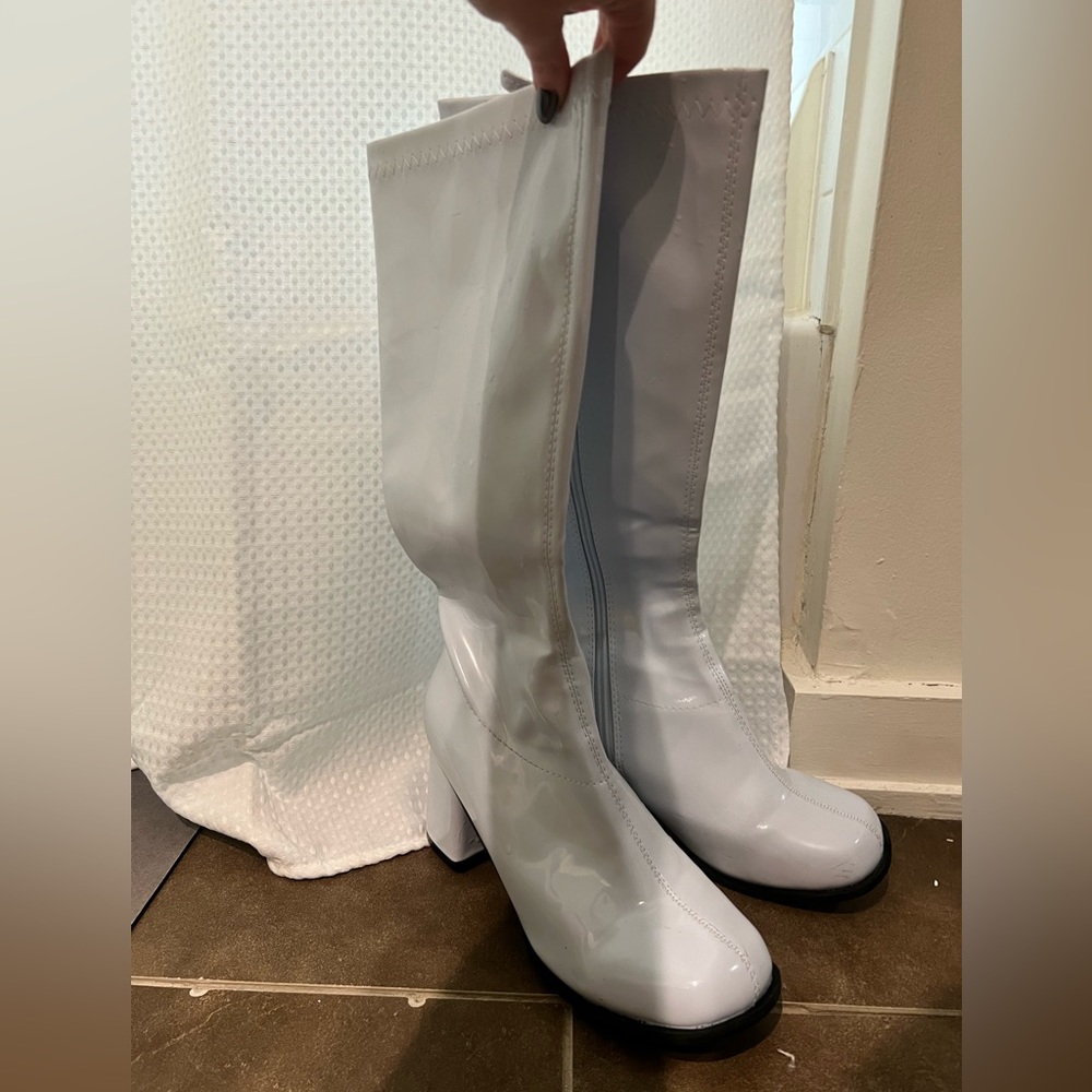 White Go-Go boots. Perfect for Halloween!